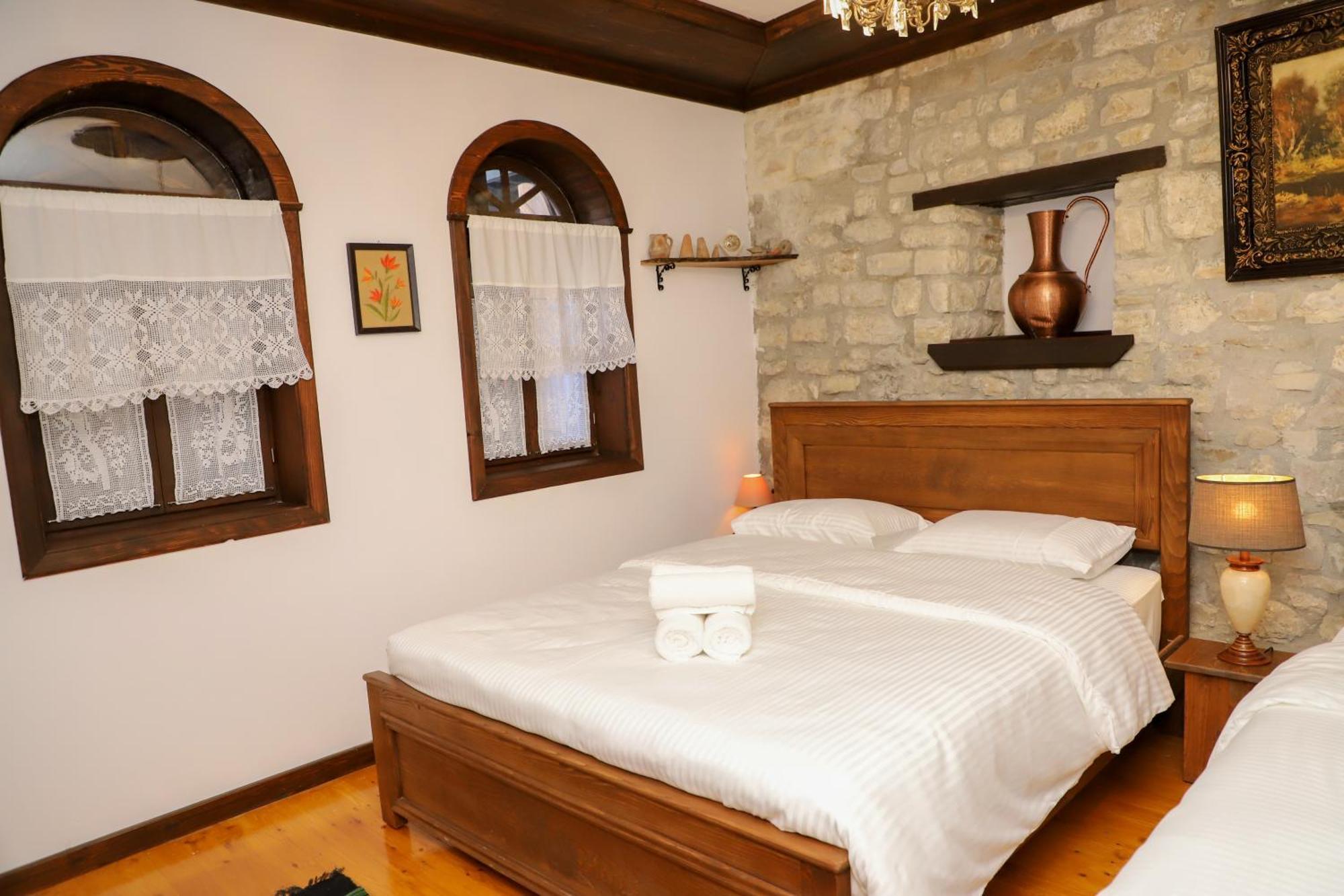 Vila Art Berat Castle מראה חיצוני תמונה
